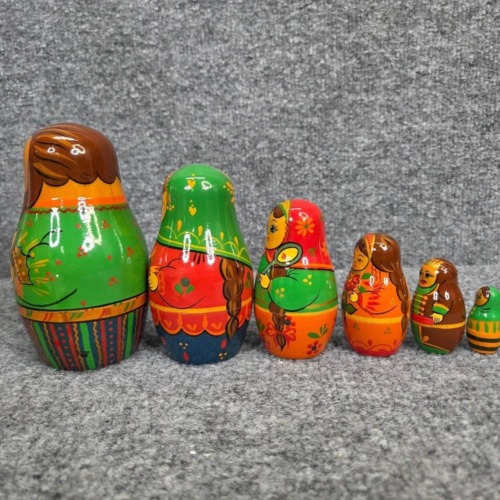 Vintage Belarus Fairy Tale 7pc Matryoshka Nesting Doll The Little Scarlet Flower
